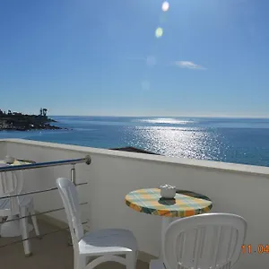 Mare E Sole Urso 2*, Avola Italien